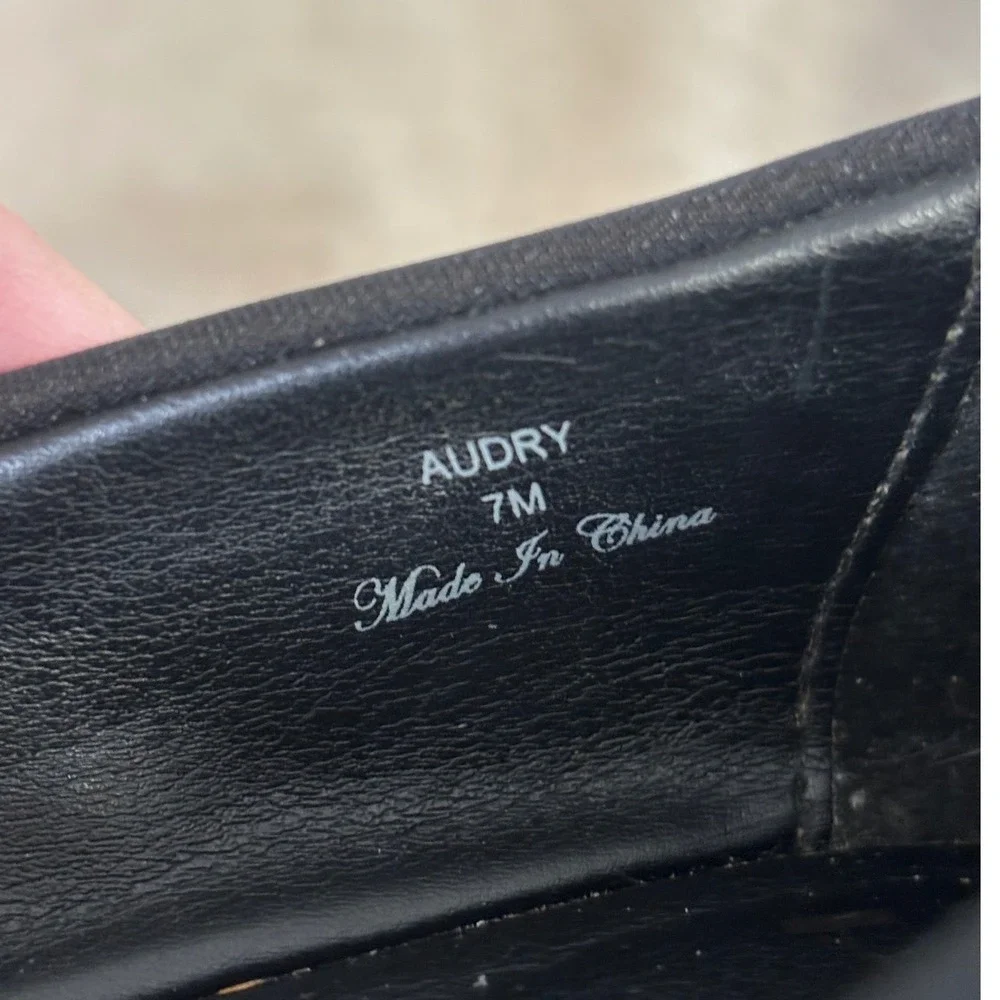 Donald Pliner Audry Pump Block Heel Size 7 Black Square Toe Quiet Luxury Comfort